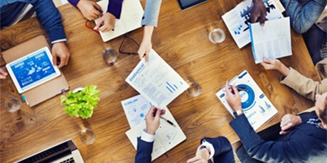 Piękno różnorodności czy koszmar nadmiaru? - rzeczywistość okresu adolescencji